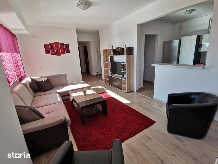 Apartament cu 3 camere semidecomandat în Prelungirea Ghencea
