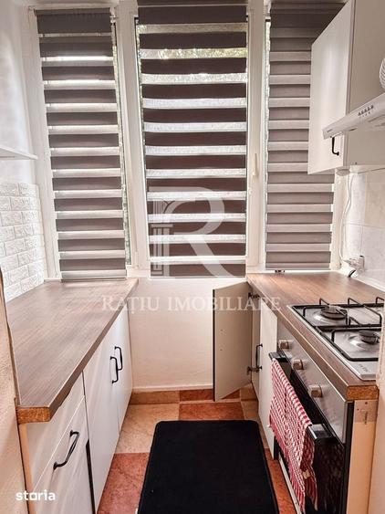 Apartament cu 3 camere în Decebal