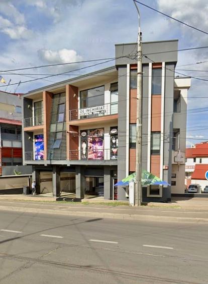 Spațiu comercial, de 558 mp, în Exterior Vest