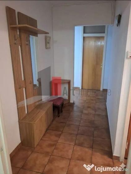Apartament cu 4 camere decomandat în Chișinau