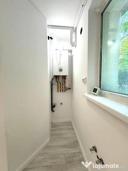 Apartament cu 2 camere nedecomandat în Vitan