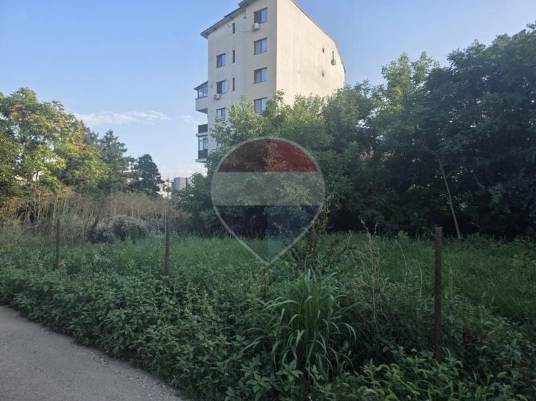 Teren Construcții intravilan de 330 mp, în Militari