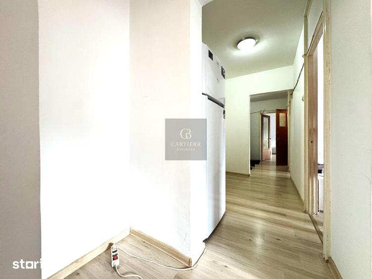 Apartament cu 3 camere decomandat în Moșilor