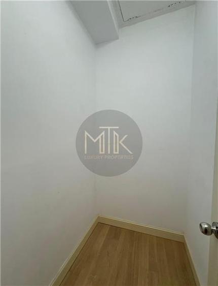 Duplex cu 8 camere cu Canalizare în Iancu Nicolae