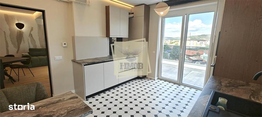 Apartament cu 4 camere în Lazaret