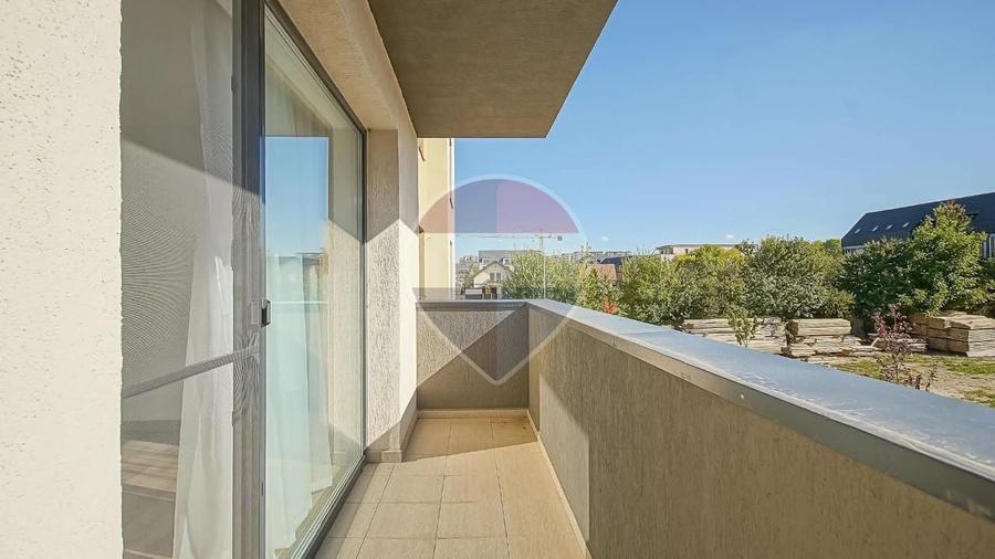 Apartament cu 2 camere decomandat, mobilat în Tractorul
