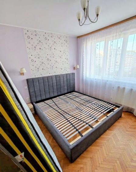 Apartament cu 3 camere semidecomandat, mobilat în Colentina