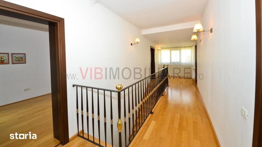 Casă cu 6 camere cu Teren 553 Mp în Băneasa