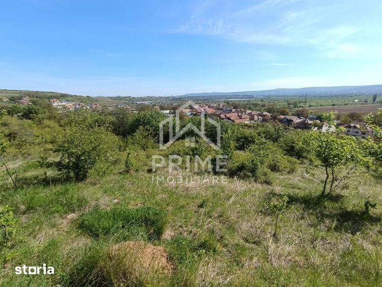 Teren de 2160 mp, în Central