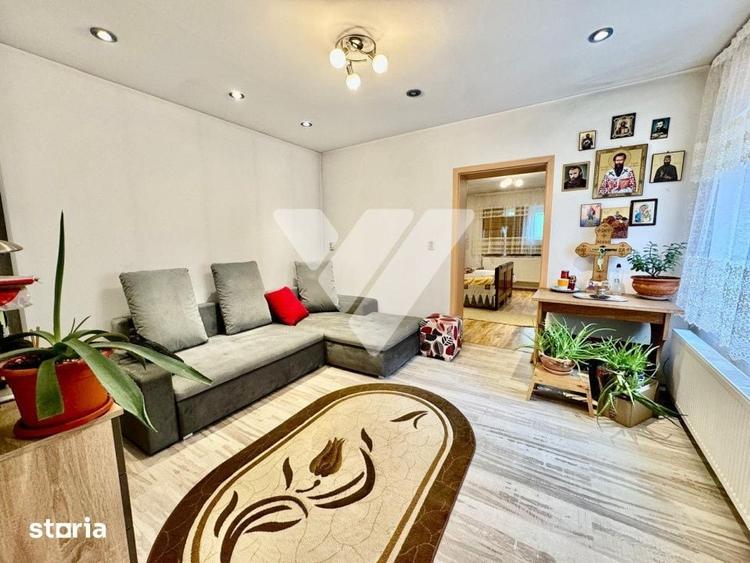 Casă cu 5 camere cu Teren 303 Mp în Lupeni