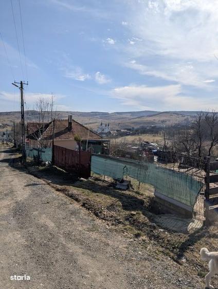 Teren de 2784 mp, în Căpușu Mare