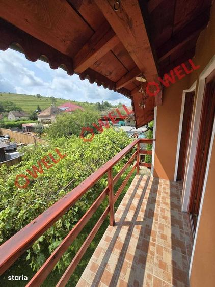 Casă cu 4 camere în Augustin