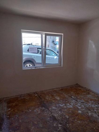 Apartament cu 2 camere semidecomandat în Sâncraiu
