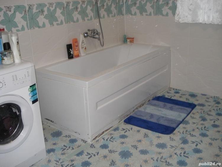 Apartament cu 3 camere decomandat în Șoimuș