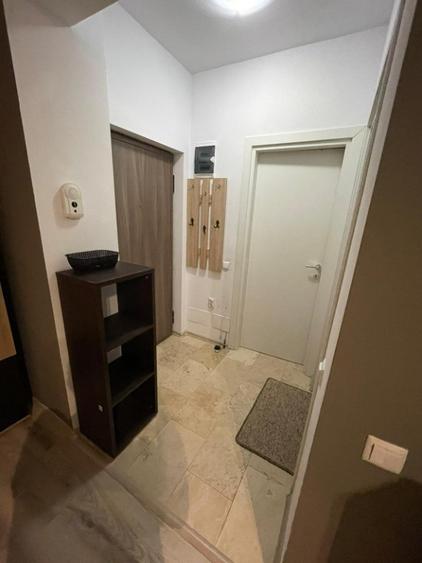 Apartament cu 2 camere decomandat în Vest