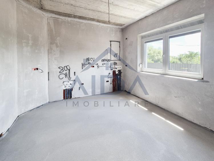 Duplex cu 5 camere cu Canalizare în Bucovăț (Remetea Mare)