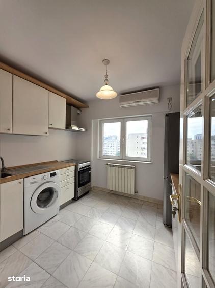 Apartament cu 4 camere în 13 Septembrie