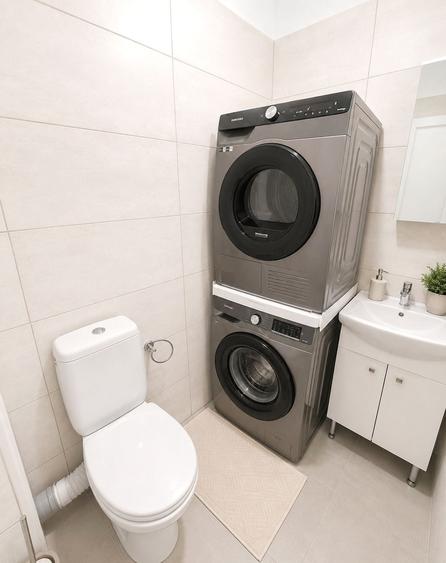 Apartament cu 3 camere decomandat în Valea Adâncă