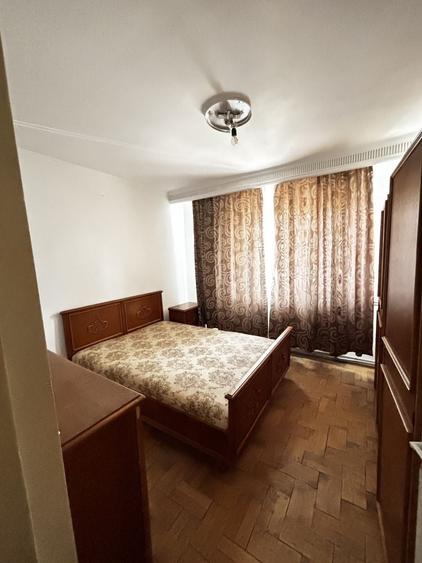 Apartament cu 3 camere în Ultracentral