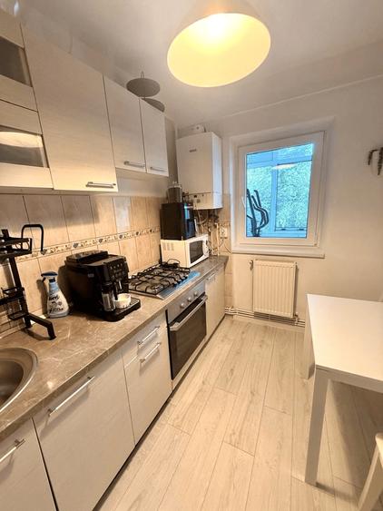 Apartament cu 2 camere decomandat în Nicolina