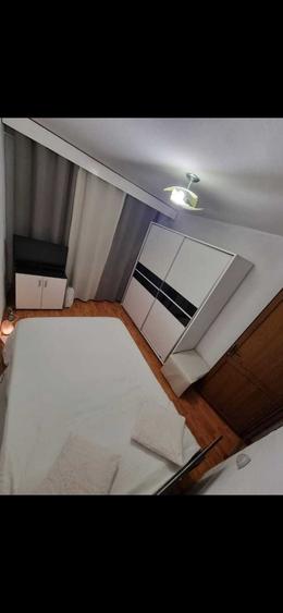 Apartament cu 3 camere decomandat, mobilat în Lăpuș Argeș