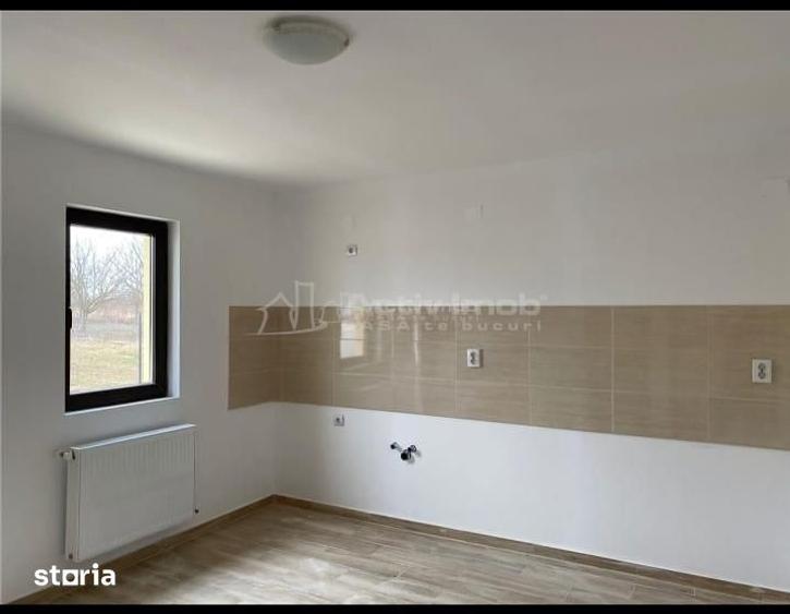 Casă cu 3 camere cu Teren 400 Mp în Central