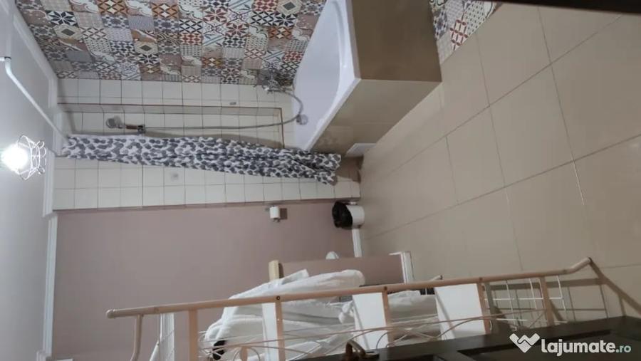 Apartament cu 3 camere decomandat în Ștrand