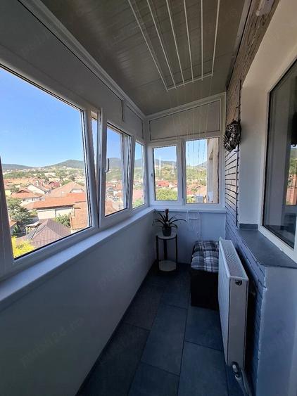Apartament cu 2 camere decomandat în Liliacului