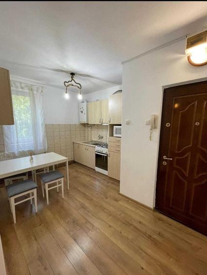 Apartament cu 2 camere în Careiului