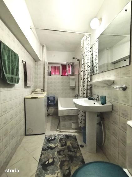 Apartament cu 2 camere decomandat, mobilat în Centrul Civic