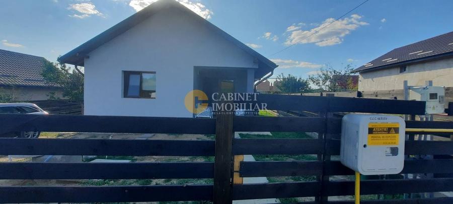 Casă individuală cu 3 camere cu Canalizare în Voinești