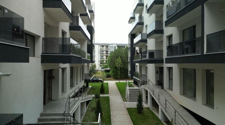 Apartament cu 2 camere decomandat în Theodor Pallady