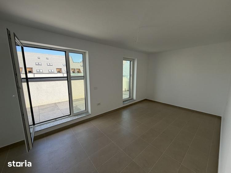 Apartament cu 2 camere în Tractorul
