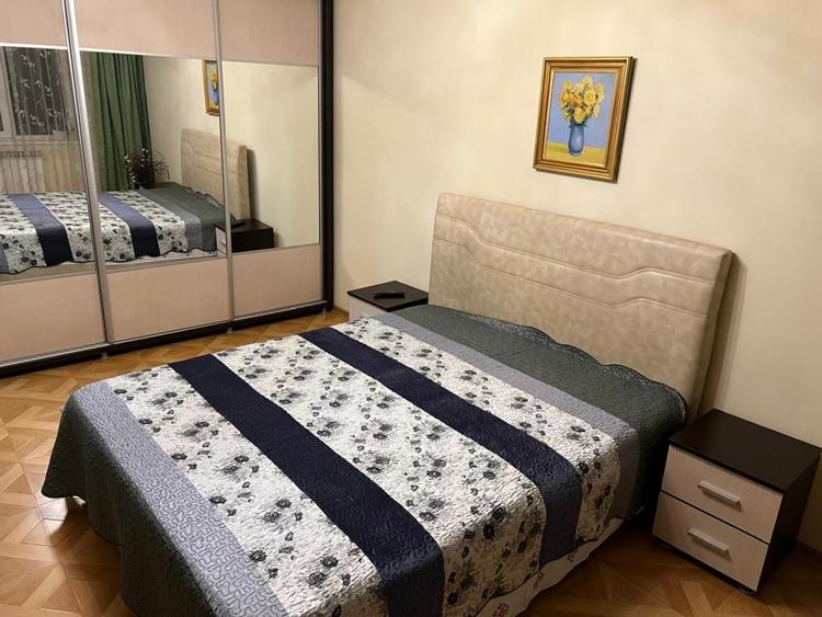 Apartament cu 2 camere decomandat, mobilat în E3