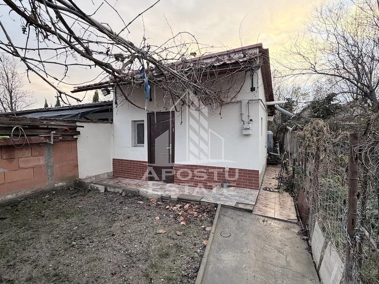 Casa la curte comuna Dambovita malul Begai - 3