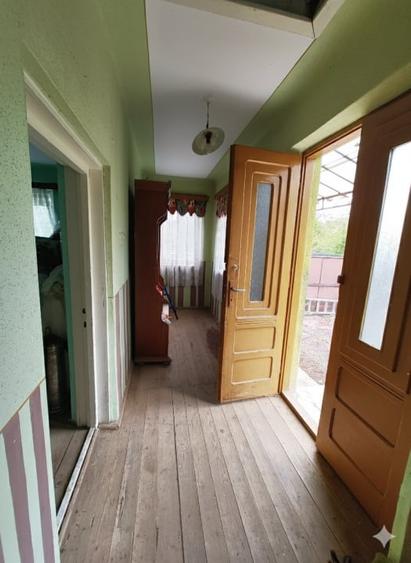 Casă individuală cu 2 camere cu Teren 740 Mp în Cetate