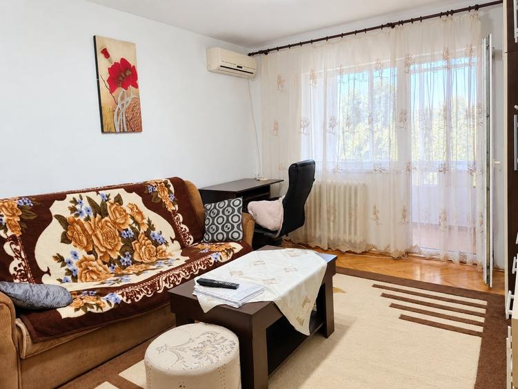 Apartament cu 2 camere decomandat, mobilat în Girocului