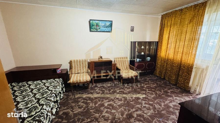 Apartament cu 2 camere decomandat în Central