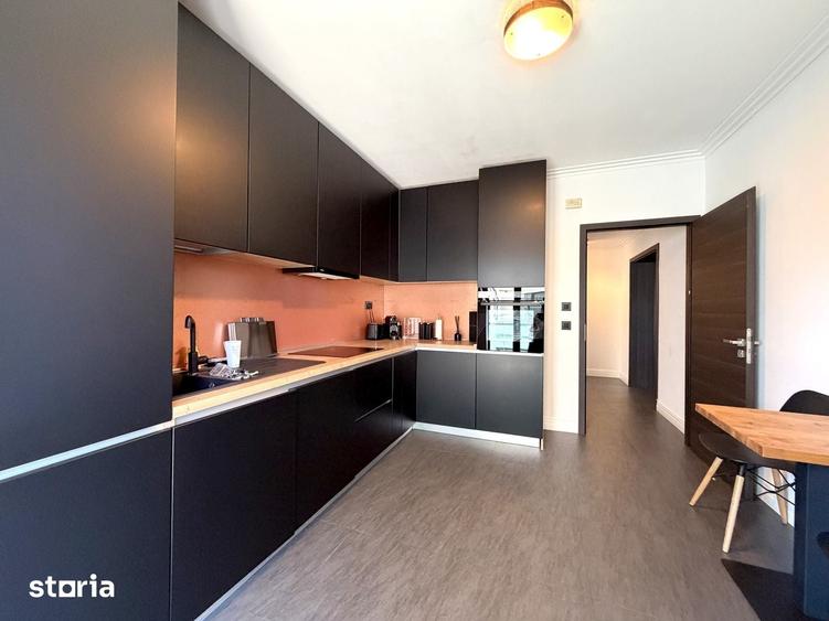Apartament cu 4 camere în Tei