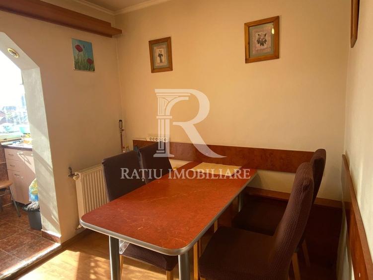 Apartament cu 3 camere decomandat, mobilat în Nufărul