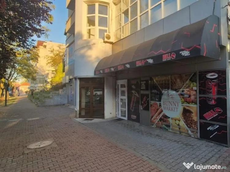 Spațiu comercial, de 40 mp, în Central