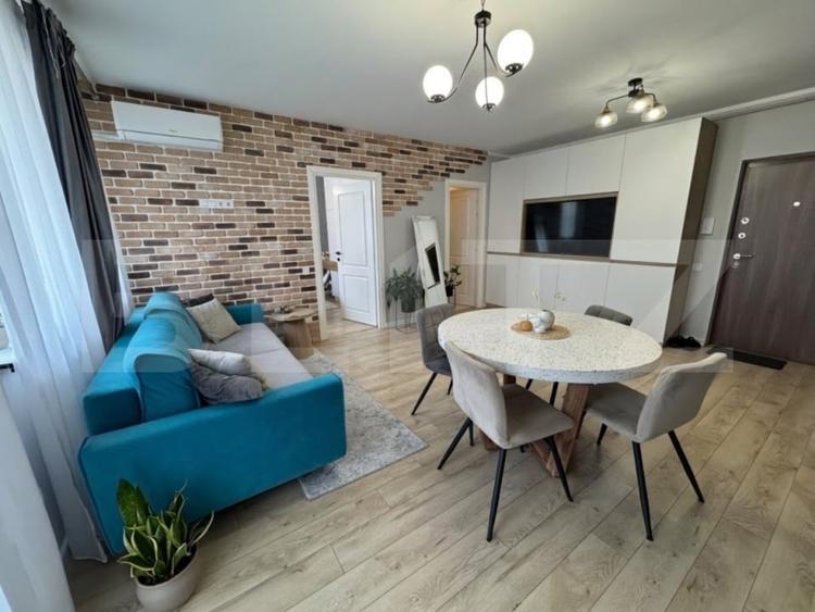 Apartament cu 2 camere semidecomandat, mobilat în Florești