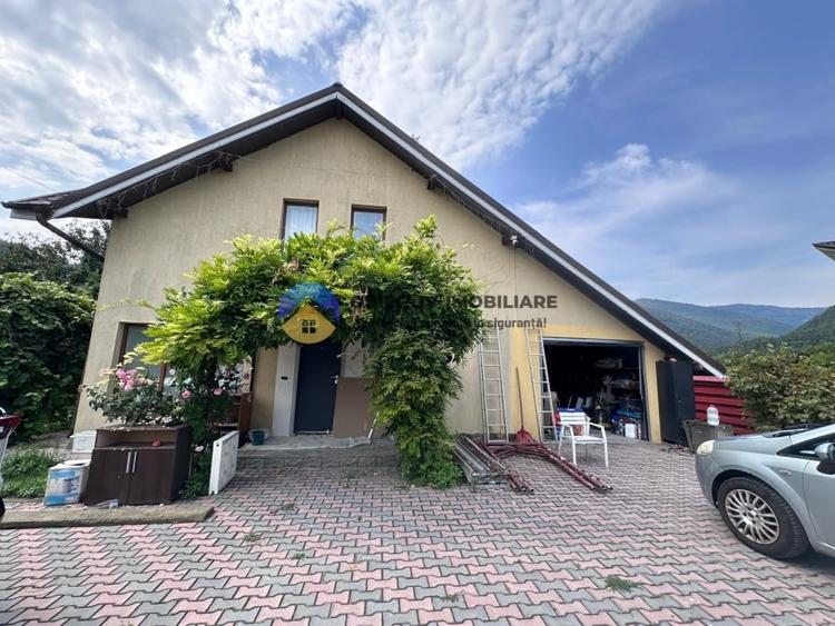 Casă individuală cu 2 camere cu Canalizare în Preluca
