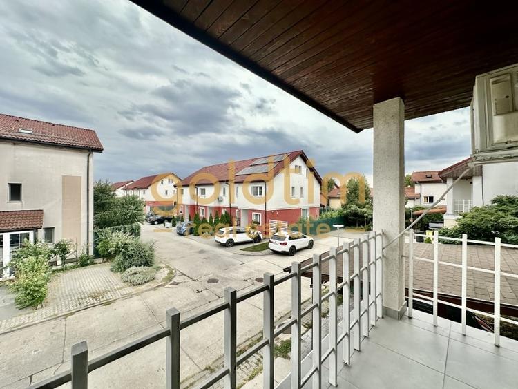 Duplex cu 5 camere cu Canalizare în Pipera