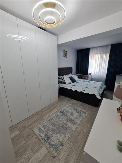 Apartament 2 camere, Loc de parcare subteran si boxa, Zona Tractorul, Brasov - 13