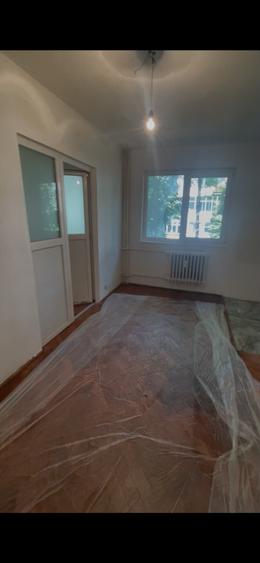 Apartament cu 2 camere nedecomandat în Tătărași