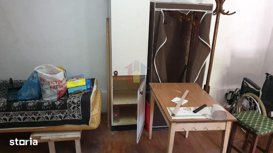 Casă cu 3 camere cu Teren 158 Mp în Central