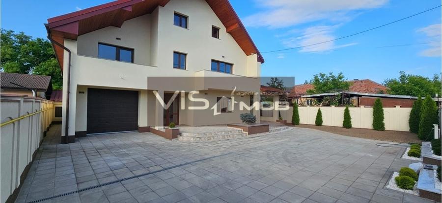 Casă cu 4 camere cu Teren 648 Mp în Central