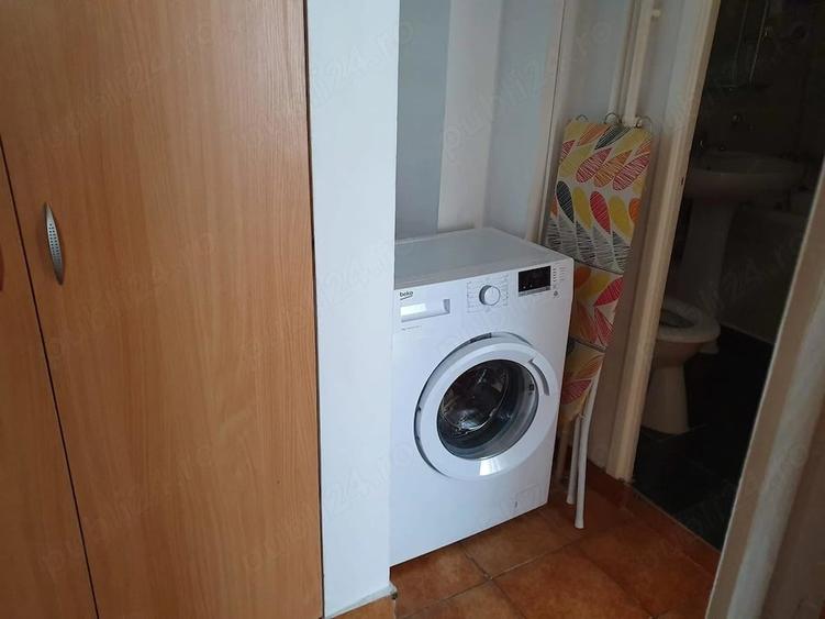 Apartament cu 3 camere decomandat în Dristor