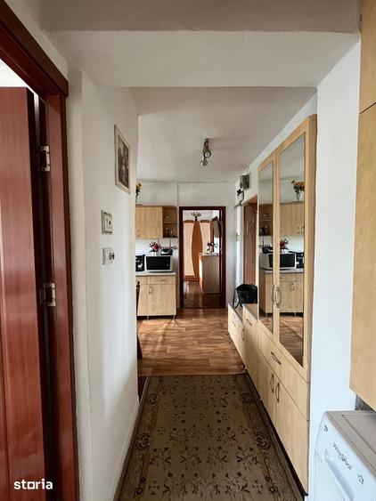 Apartament cu 2 camere de inchiriat in Nufarul loca?ie excelenta - 4